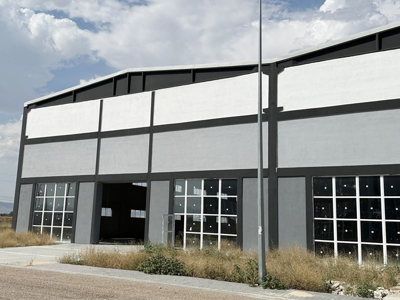 ¡La nueva fábrica está casi lista!